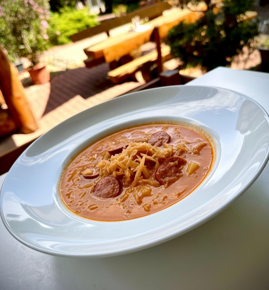 Zelňačka s klobásou